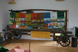 Čebelarski dom na Podstenicah, erhiv Občine Dolenjske Toplice